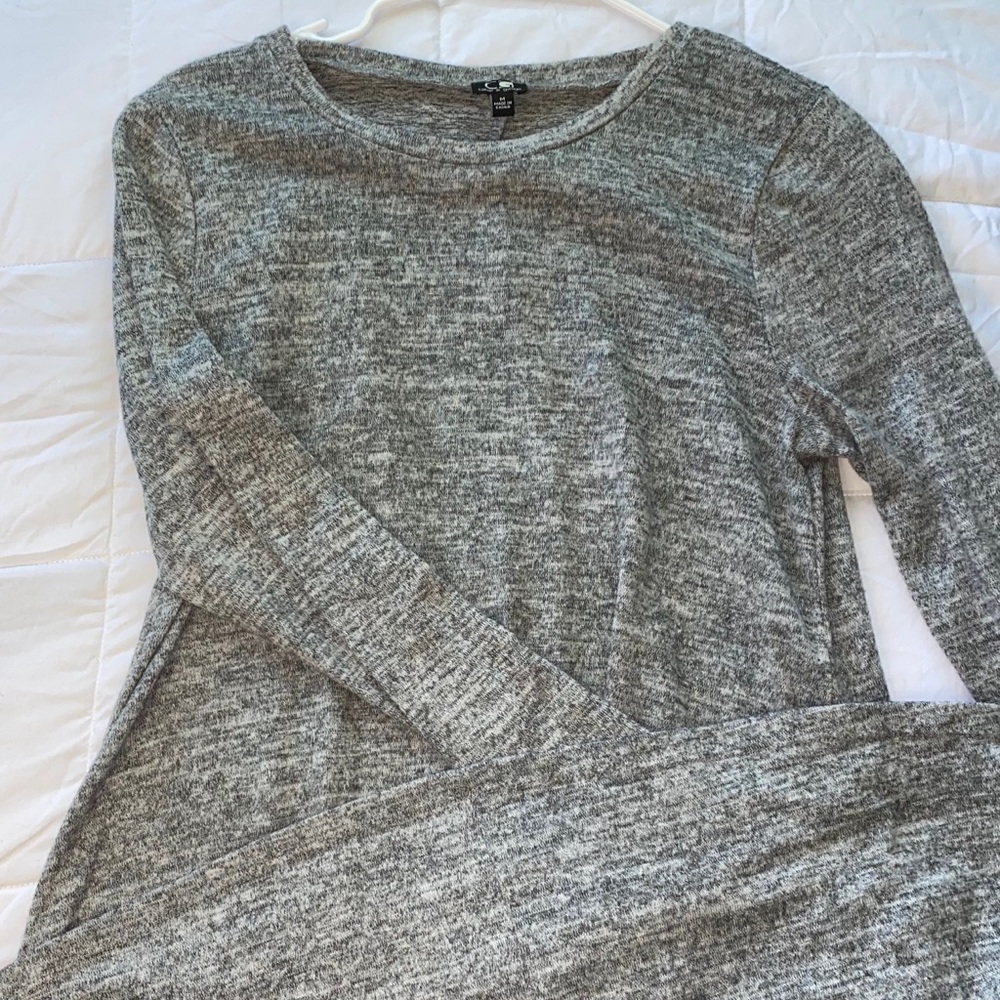 Grey long sleeve dress (M)